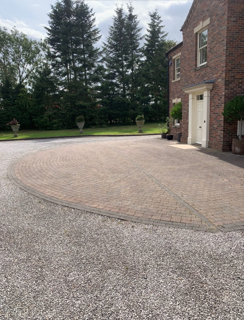 High-pressure cleaning to remove moss, stains and dirt from driveways and patios.
