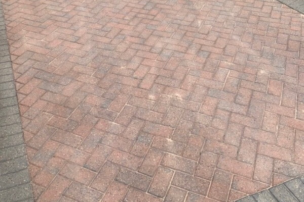 High-pressure cleaning to remove moss, stains and dirt from driveways and patios.